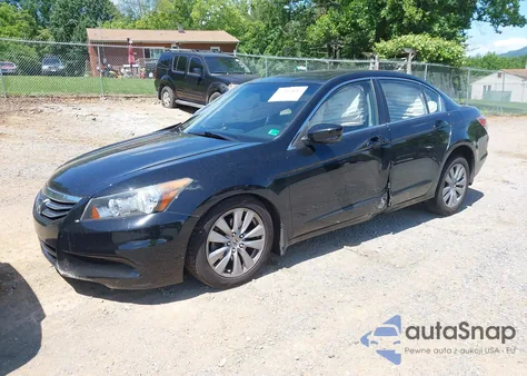 2012 Honda Accord 2.4 Ex-L из США, поврежденный, VIN 1HGCP2F88CA035242